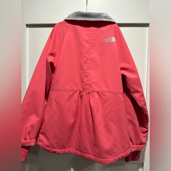 Girls Northface jacket - Picture 2 of 4